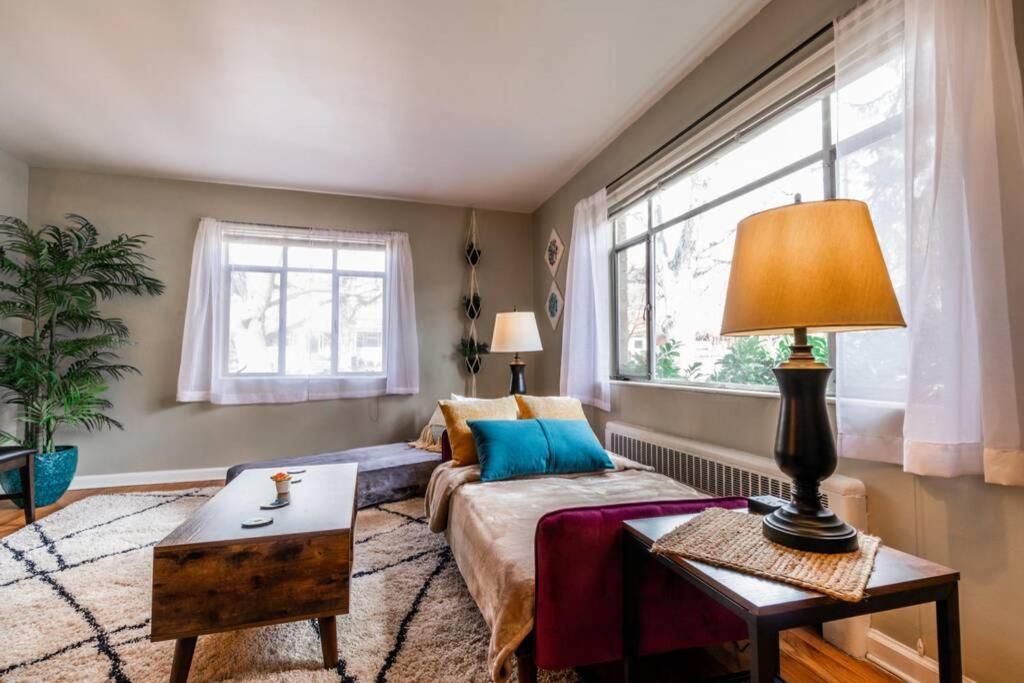 Ski - Explore - Relax - Cozy Beds, Tv & Wi-Fi Apartment Salt Lake City Luaran gambar