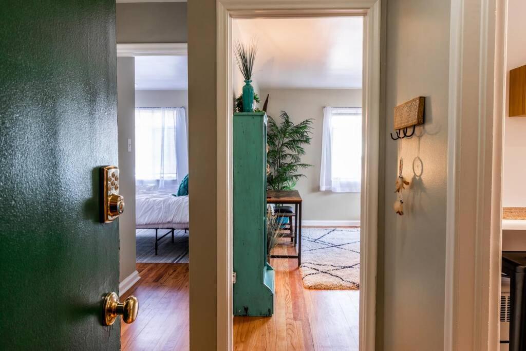 Ski - Explore - Relax - Cozy Beds, Tv & Wi-Fi Apartment Salt Lake City Luaran gambar